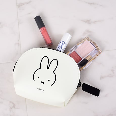 NUU-Oval Dick Bruna