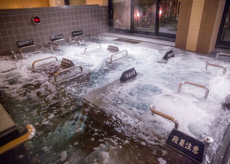 【土日祝限定】鶴見緑地湯元水春 岩盤浴お得セット （入浴＋岩盤浴＋レンタルタオル） チケット