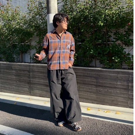 Embroidered check shirts　[BROWN]　HEV-25022