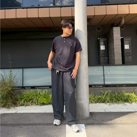 Henley Neck Tee 　[CHARCOAL BLACK]　HEV-26008