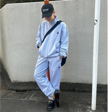 Gentleman Embroidery ZIP sweat 　[gray]　HEV-24007