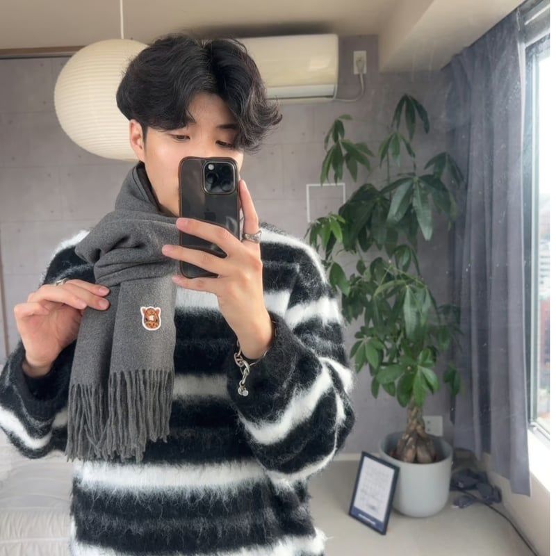 mohair shaggy border knit [black border] HEV-24