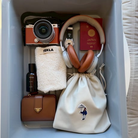 Eco leather Pouch　[OFF BEIGE]　HEV-25029