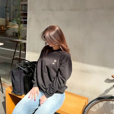 regular emblem sweat 　[BLACK]　HEV-26003
