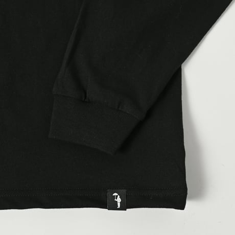 Embroidered patch L/S Tee　[black]　HEV-25008