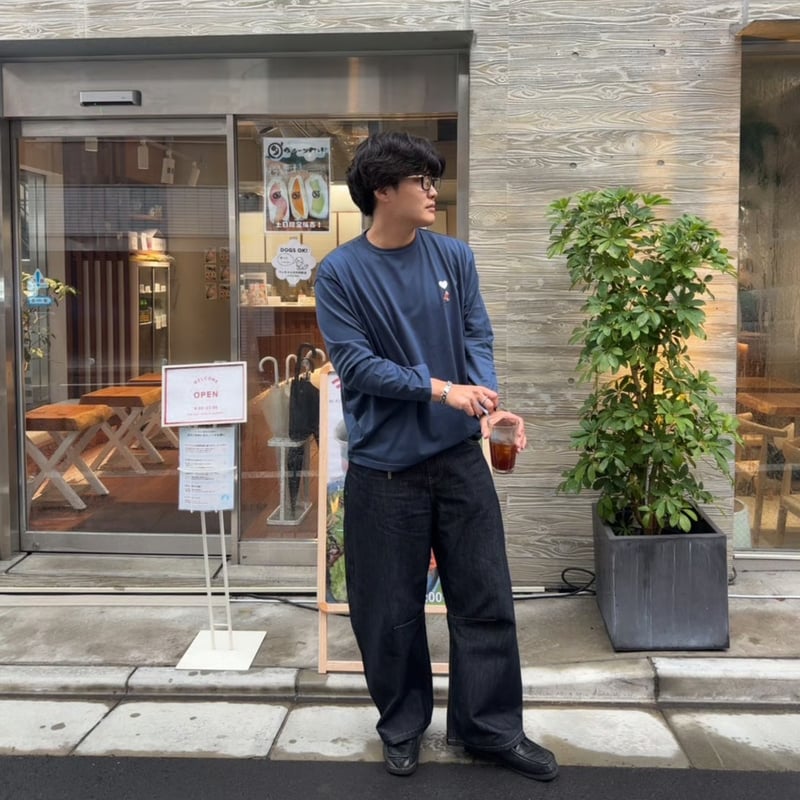 Embroidery curve silhouette L/S Tee [NAVY] HEV-