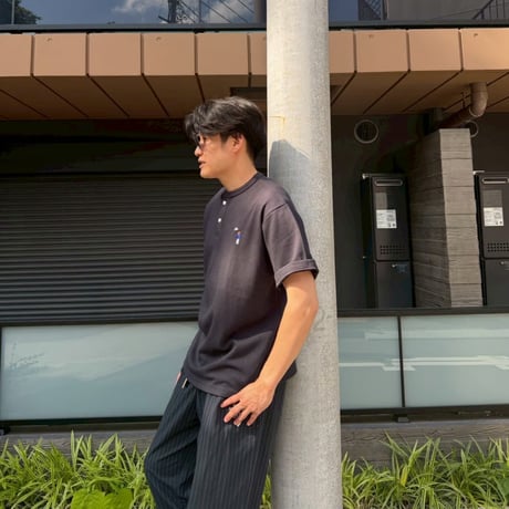 Henley Neck Tee 　[CHARCOAL BLACK]　HEV-26008