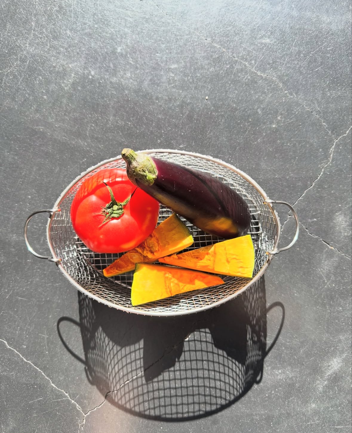 手作り 丸かご オーバル大 足付き | 鳥井金網工芸