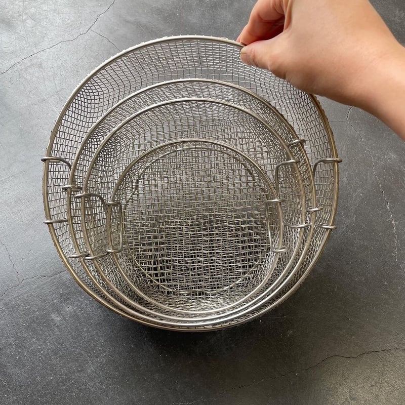 手作り 丸かご 15cm 足付き | 鳥井金網工芸