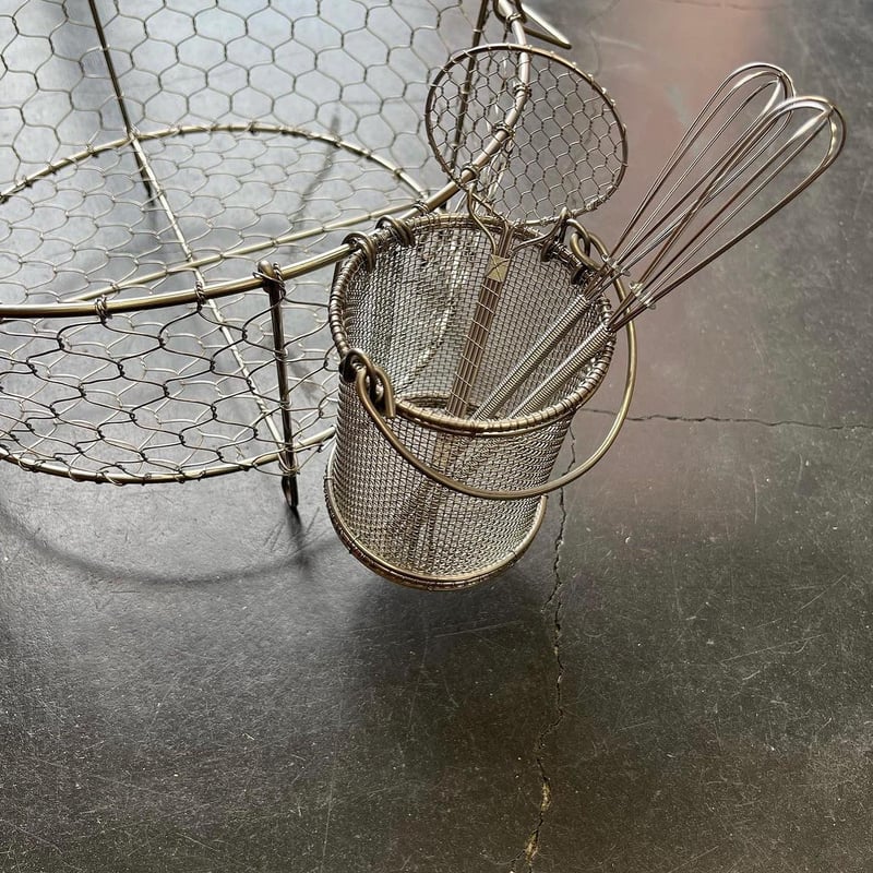 オリジナルかご 小サイズ フック付き | 鳥井金網工芸