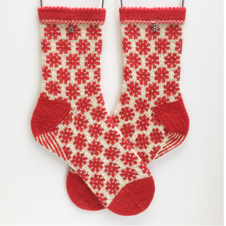 【日本語版】Latvian star socksパターン（無料）