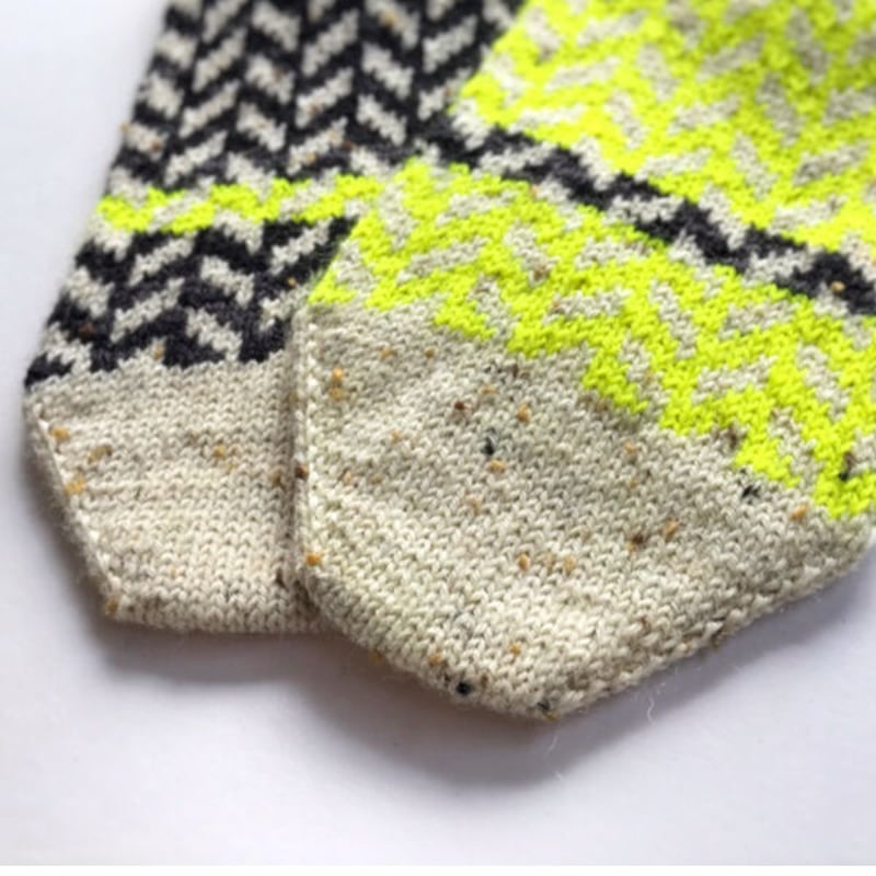 日本語版】Tweed & Dot Socksパターン（無料） | 新橋☆手芸部 蚤の市