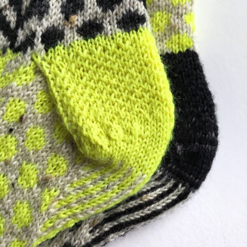 日本語版】Tweed & Dot Socksパターン（無料） | 新橋☆手芸部 蚤の市