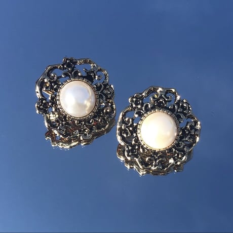vintage perl pierce