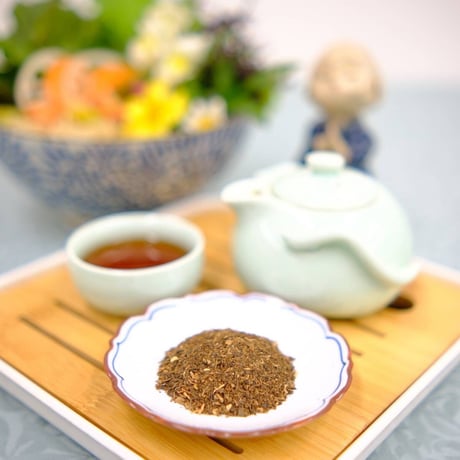 ー焦がし玄米麺ー（かやく付）五味の調和「貴宝和漢粉茶の茶龍麺」3食