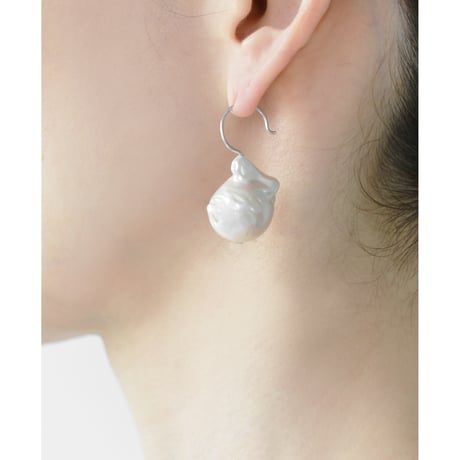 Stone & Baroque Pearl Hooks P-35-S-BLACK