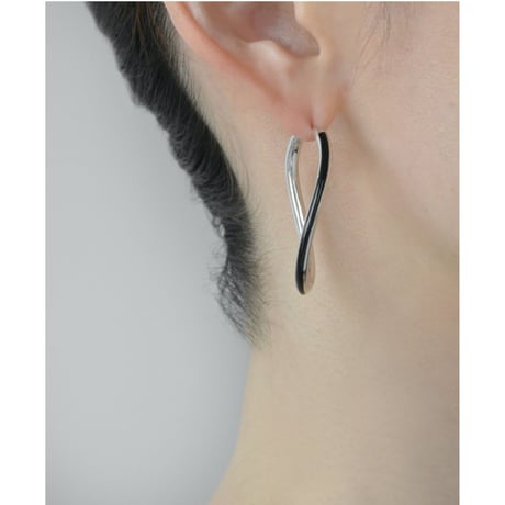 Enamel Wave Earrings P-13-C-S-Black