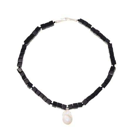 Baroque Pearl with Onyx Necklace NC-59-S