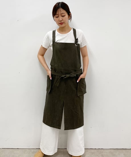 作家さん エプロンパンツ 18.jpg