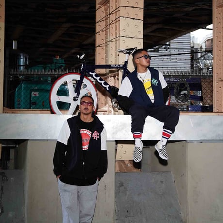 RC-044 / WINDBREAKER