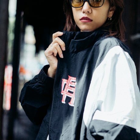RC-044 / WINDBREAKER