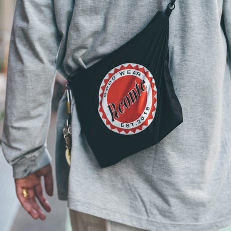 RC-070 / Circle nylon logo sacoche