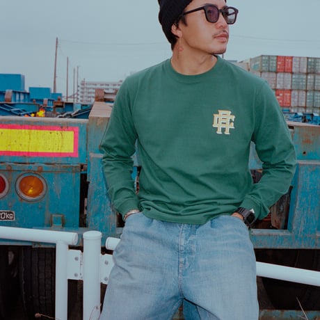 RC- 131 / Rconte College Logo L/S Tee