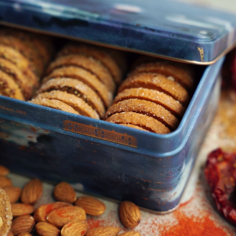 thank you sold out!～ クッキー缶 「睡蓮」Apéro | ease on