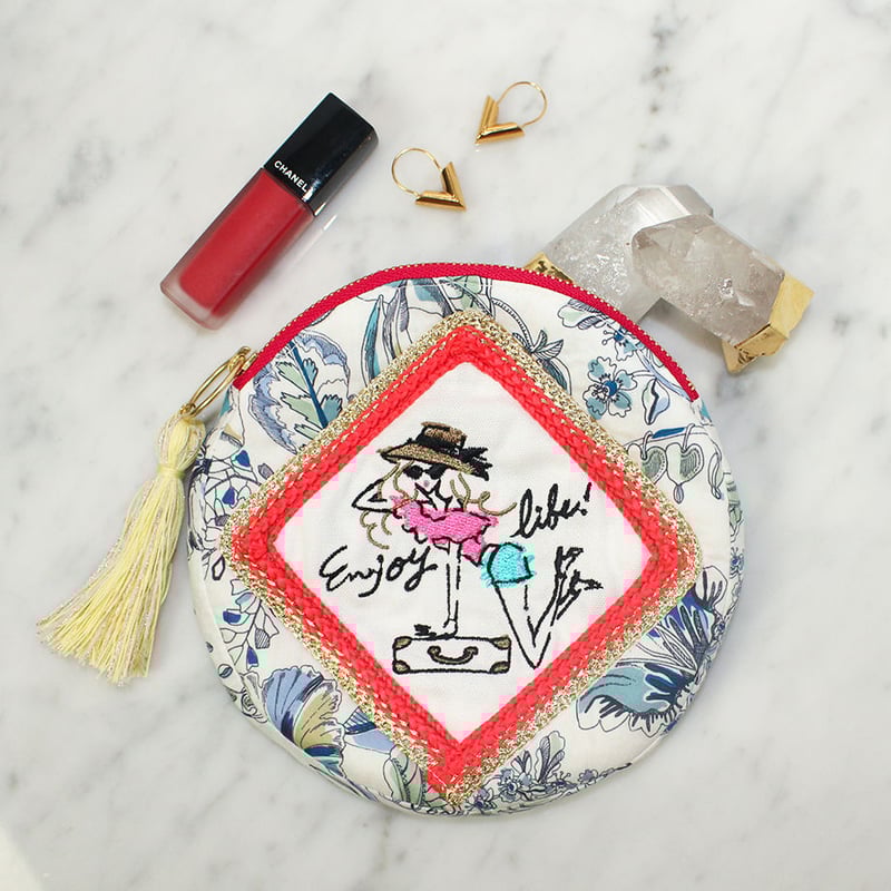 イラスト刺繍ポーチ《Enjoy life!》 | NAOKO KANEKO ONLINE SHOP