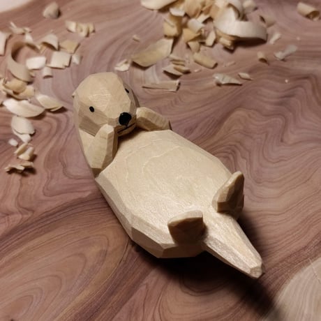 限定、木彫り ジンベイザメの木彫りを作りました