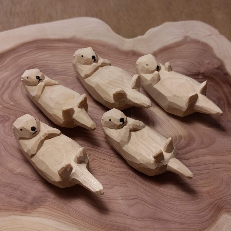 木彫りのラッコ | 川崎 誠二 online shop