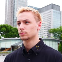 polo shirt yan ver. BLACK