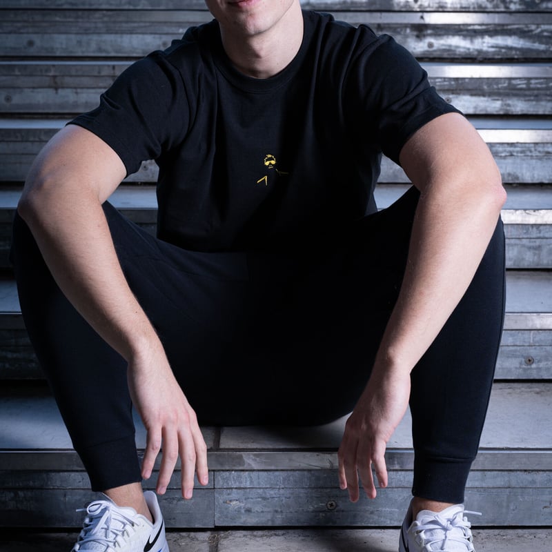 Classic T-shirt YAN ver. (BLACK) | destar.shop