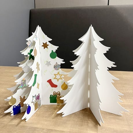 NORDIC PAPER CHRISTMAS TREE