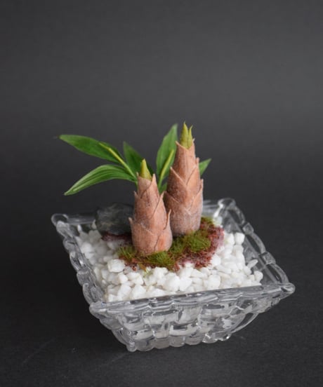 たけのこ（Bamboo Shoots)（青木桃子）