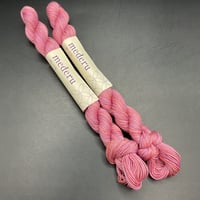 mederu刺し子糸　8020