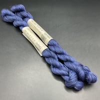 mederu刺し子糸　8044
