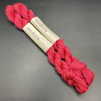 mederu刺し子糸　8021