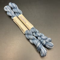 mederu刺し子糸　8015