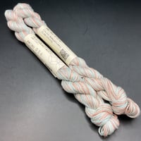 mederu刺し子糸　056