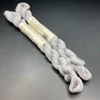 mederu刺し子糸　0001