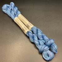 mederu刺し子糸　8042