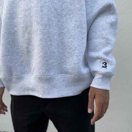 《再入荷可》THREE  sweat (light gray)