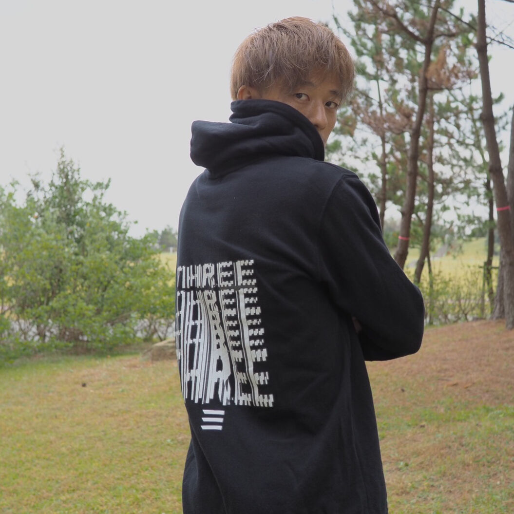 Collage Hoodie THREE × Kosuke Kawamura | UNIFEED Collage Hoodie THREE × Kosuke Kawamura | UNIFEED