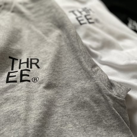 THREE ®︎Logo L/S T-Shirt (light gray)