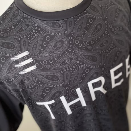 THREE×Kosuke Kawamura  Paisley Training shirt