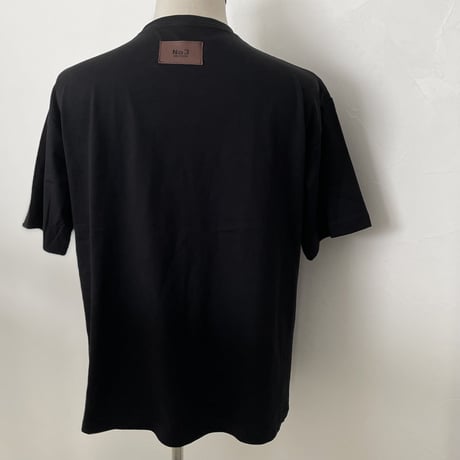 No 3/T-shirt