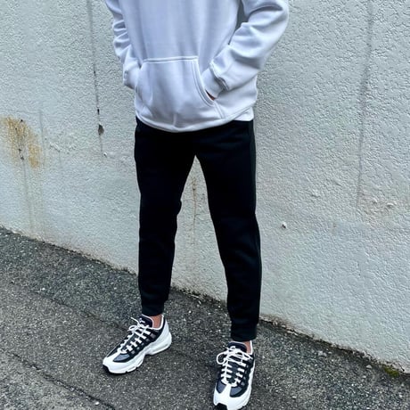 THREE  logo sweat pants