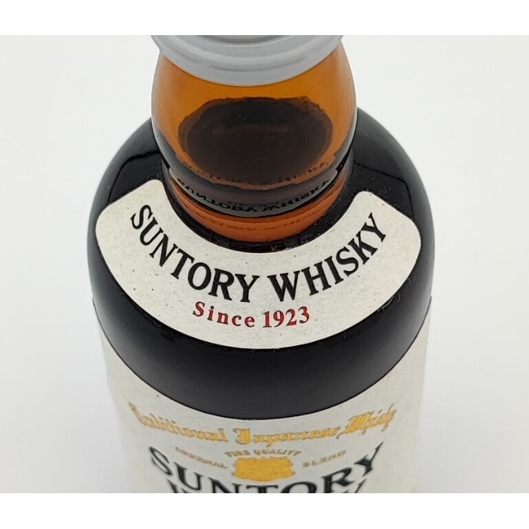 SUNTORY・WHISKY・WHITE。since 1923 1920ml。 Suntory White - Whisky Nights