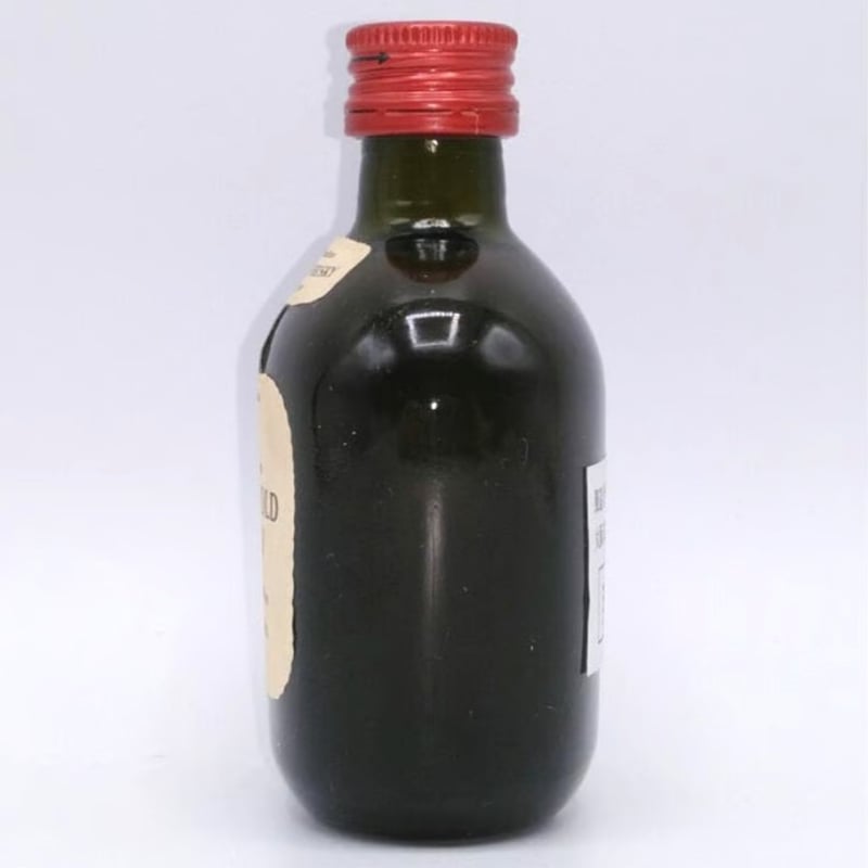 The SUNTORY OLD WHISKY since 1950 A TASTE OF Th The SUNTORY OLD WHISKY since 1950 A TASTE OF Th